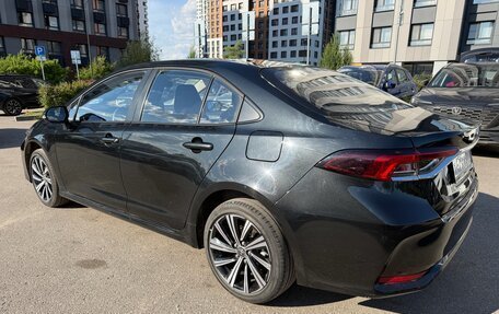 Toyota Corolla, 2022 год, 2 200 000 рублей, 3 фотография