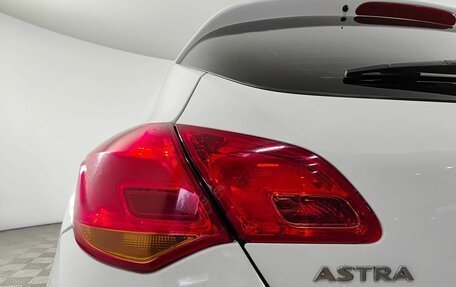 Opel Astra J, 2012 год, 700 000 рублей, 11 фотография