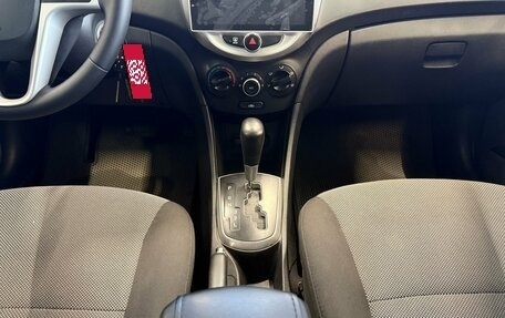 Hyundai Solaris II рестайлинг, 2012 год, 850 000 рублей, 13 фотография