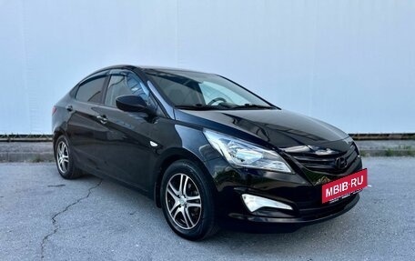 Hyundai Solaris II рестайлинг, 2016 год, 1 030 000 рублей, 3 фотография