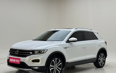 Volkswagen T-Roc I, 2022 год, 1 520 000 рублей, 1 фотография