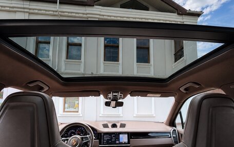 Porsche Cayenne III, 2020 год, 10 900 000 рублей, 6 фотография