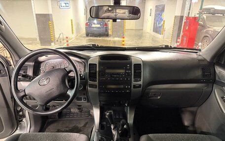 Toyota Land Cruiser Prado 120 рестайлинг, 2007 год, 2 190 000 рублей, 6 фотография