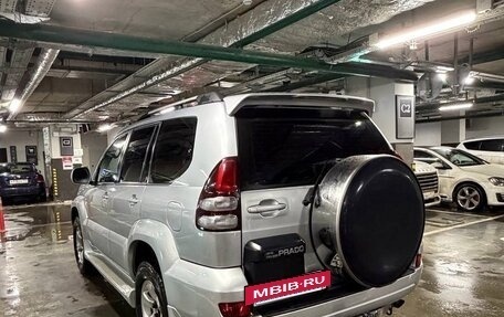 Toyota Land Cruiser Prado 120 рестайлинг, 2007 год, 2 190 000 рублей, 2 фотография
