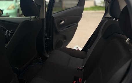 Toyota Vitz, 2019 год, 1 050 000 рублей, 34 фотография