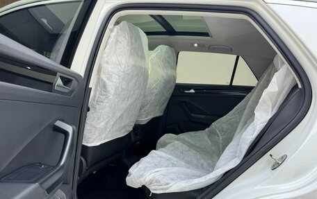 Volkswagen T-Roc I, 2022 год, 1 520 000 рублей, 10 фотография