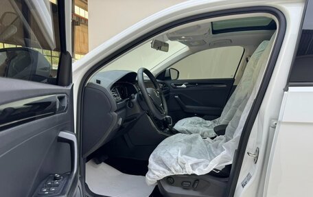 Volkswagen T-Roc I, 2022 год, 1 520 000 рублей, 9 фотография