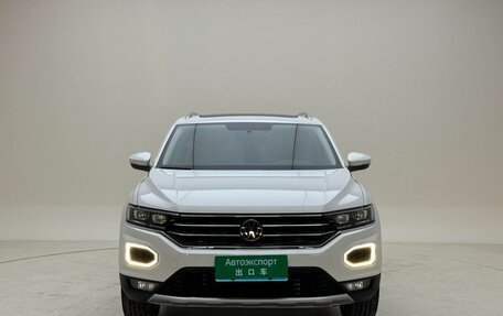 Volkswagen T-Roc I, 2022 год, 1 520 000 рублей, 2 фотография