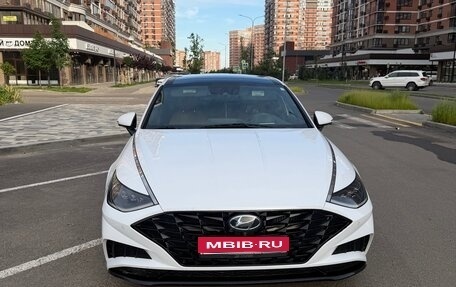 Hyundai Sonata VIII, 2021 год, 2 550 000 рублей, 1 фотография