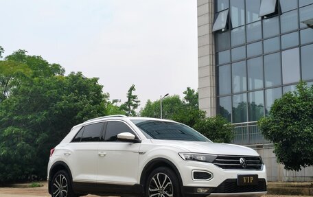 Volkswagen T-Roc I, 2022 год, 1 490 000 рублей, 3 фотография