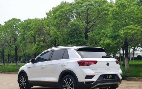 Volkswagen T-Roc I, 2022 год, 1 490 000 рублей, 6 фотография