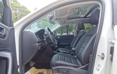 Volkswagen T-Roc I, 2022 год, 1 490 000 рублей, 9 фотография