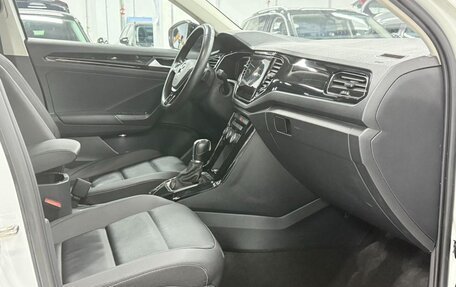 Volkswagen T-Roc I, 2022 год, 1 678 000 рублей, 10 фотография