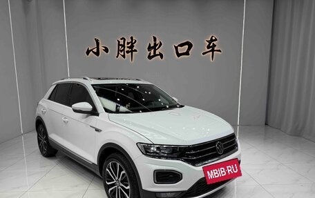 Volkswagen T-Roc I, 2022 год, 1 660 000 рублей, 3 фотография