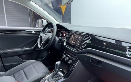 Volkswagen T-Roc I, 2022 год, 1 580 000 рублей, 6 фотография