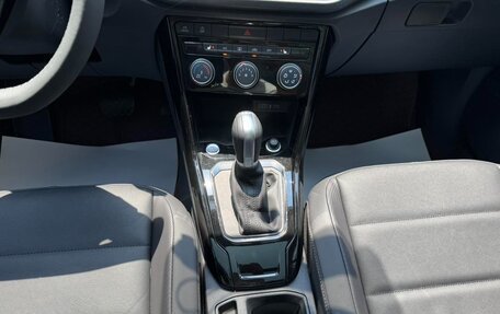 Volkswagen T-Roc I, 2022 год, 1 600 000 рублей, 15 фотография