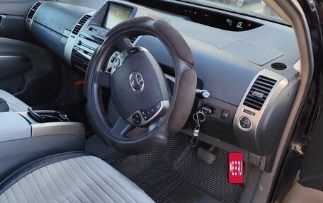 Toyota Prius, 2009 год, 879 000 рублей, 14 фотография