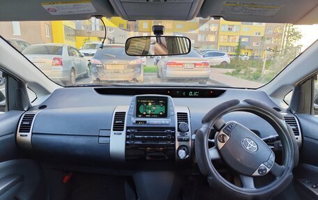 Toyota Prius, 2009 год, 879 000 рублей, 16 фотография