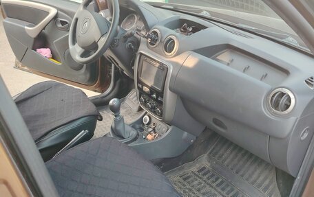 Renault Duster I рестайлинг, 2014 год, 950 000 рублей, 4 фотография