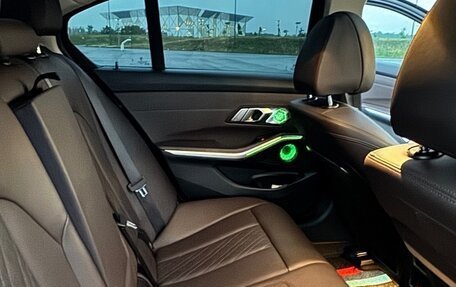 BMW 3 серия, 2023 год, 5 000 000 рублей, 16 фотография
