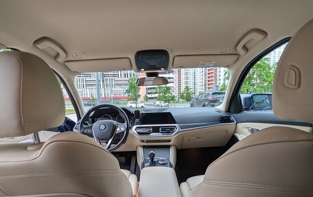 BMW 3 серия, 2020 год, 2 990 000 рублей, 12 фотография