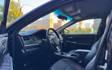Toyota Camry, 2016 год, 1 900 000 рублей, 12 фотография