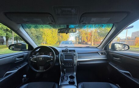 Toyota Camry, 2016 год, 1 900 000 рублей, 14 фотография