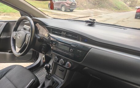 Toyota Corolla, 2015 год, 1 150 000 рублей, 8 фотография