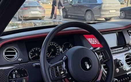 Rolls-Royce Cullinan, 2021 год, 32 800 000 рублей, 14 фотография