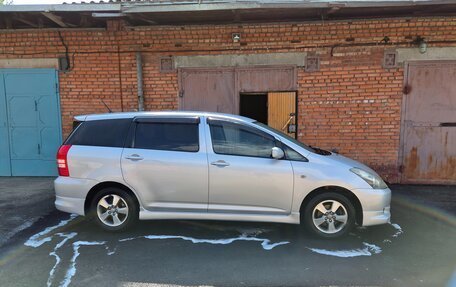 Toyota Wish II, 2005 год, 800 000 рублей, 3 фотография