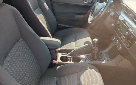 Toyota Corolla, 2014 год, 1 950 000 рублей, 6 фотография