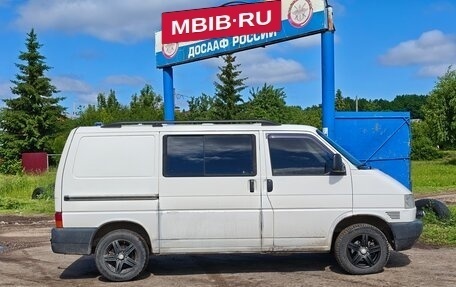 Volkswagen Transporter T4, 2000 год, 735 000 рублей, 3 фотография