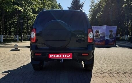 Chevrolet Niva I рестайлинг, 2018 год, 1 100 000 рублей, 3 фотография