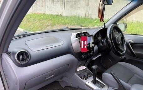 Toyota RAV4, 2001 год, 750 000 рублей, 8 фотография