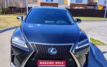 Lexus RX IV рестайлинг, 2017 год, 4 200 000 рублей, 2 фотография