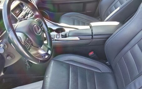 Lexus RX IV рестайлинг, 2017 год, 4 200 000 рублей, 9 фотография