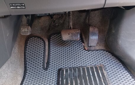 Toyota Prius, 2009 год, 989 000 рублей, 16 фотография