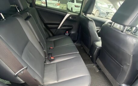 Toyota RAV4, 2016 год, 2 600 000 рублей, 20 фотография