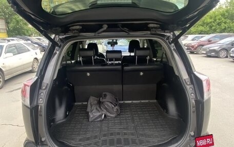 Toyota RAV4, 2016 год, 2 600 000 рублей, 9 фотография
