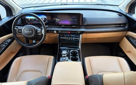 KIA Carnival, 2022 год, 4 650 000 рублей, 10 фотография