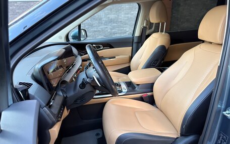 KIA Carnival, 2022 год, 4 650 000 рублей, 19 фотография