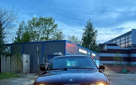 BMW 5 серия, 1993 год, 370 000 рублей, 3 фотография
