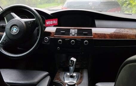 BMW 5 серия, 2008 год, 1 300 000 рублей, 10 фотография