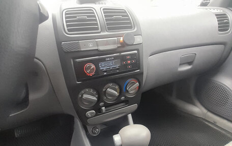 Hyundai Accent II, 2004 год, 380 000 рублей, 11 фотография
