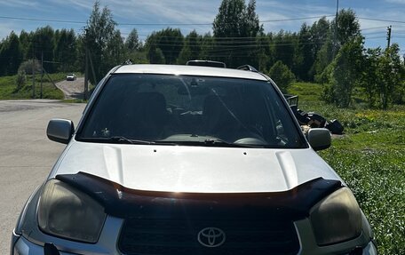 Toyota RAV4, 2002 год, 650 000 рублей, 1 фотография