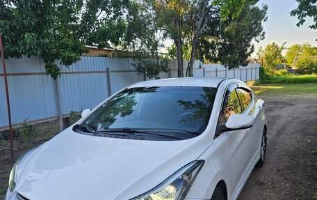 Hyundai Elantra V, 2013 год, 850 000 рублей, 1 фотография