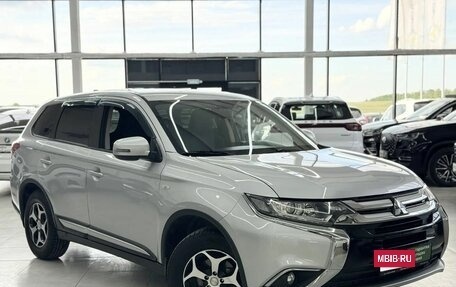 Mitsubishi Outlander III рестайлинг 3, 2018 год, 1 949 000 рублей, 4 фотография