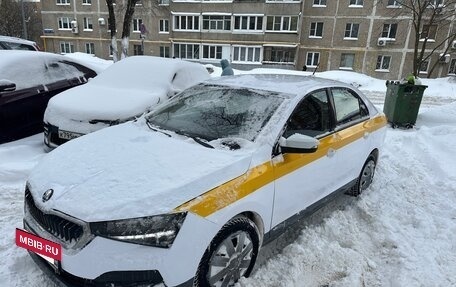 Skoda Rapid II, 2021 год, 990 000 рублей, 3 фотография