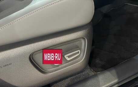 Toyota RAV4, 2026 год, 4 190 000 рублей, 24 фотография