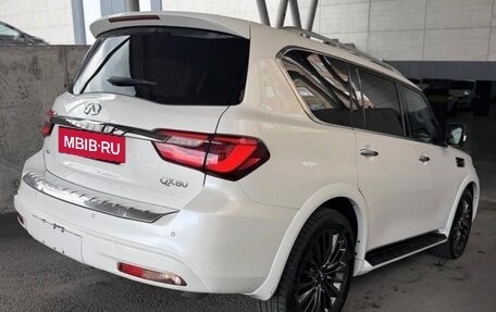 Infiniti QX80 I рестайлинг, 2022 год, 3 700 000 рублей, 4 фотография